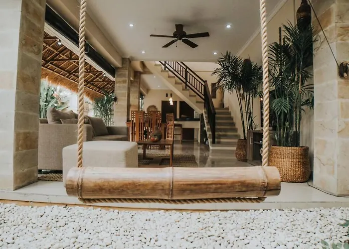 The Sunny Lane Villa *